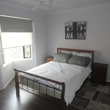 Prime Location & Spacious Adelaide Exterior photo