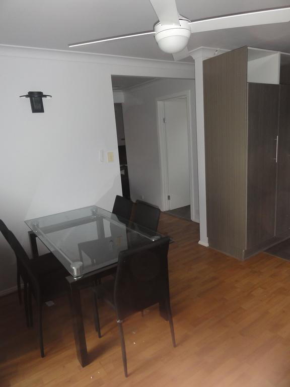 Prime Location & Spacious Adelaide Exterior photo